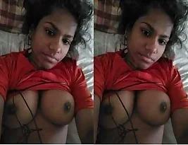 Hot exchange of MMS: College girl gives blowjob and gets fucked out in the open