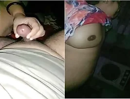 Married Indian woman gives hand job in her village home