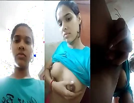 Hot Indian college girl showing her Boobs on the selfie camera.