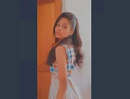 Beautiful Lankan girl displaying her breasts and private parts.