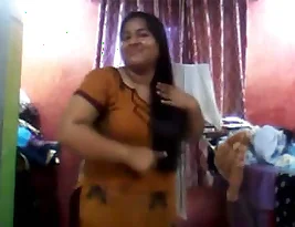 Married Indian Bhabhi Reveals Her Ass and Private Part