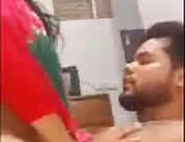 A hot Indian woman enjoys hard sex and makes a lot of noise while fucking do not miss it.
