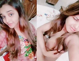 Full HD photos of Hot Indian College Girl going naked.