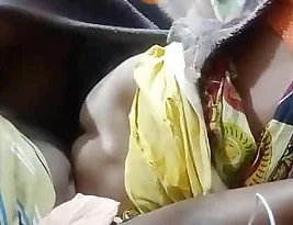 Married Indian woman’s hard and wild live webcam session