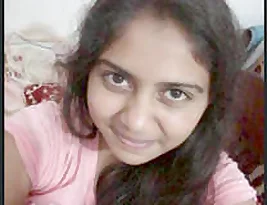 Desi cute girl ake your video for bf