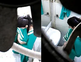 Steamy scene of an Indian bhabi in the bathroom
