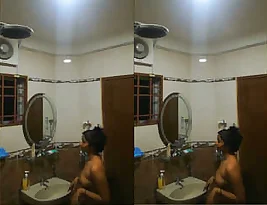 Exclusive hidden camera video of a taboo Indian bathing scene