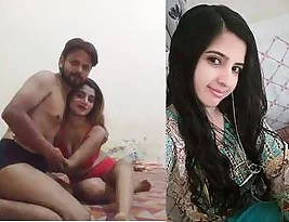 Amateur bathroom romance with a Paki couple