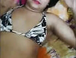 Pretty Bhabi shows her pussy to her boyfriend.