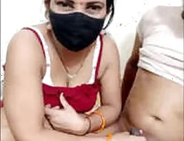 Beautiful married Indian woman has hot affair with black man