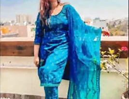 Hot chick from college in India on webcam, isn’t it cool?