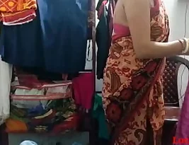 Big Boobs Indian Bhabhi getting Fucked on Bike