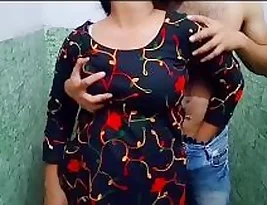 Hot desi house help satisfies schoolgirl Sonia in this MMS video.