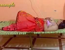 Sultry Bollywood beauty gets wild and dirty with her husband