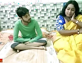 Desi housewife’s steamy affair with a college boy in India